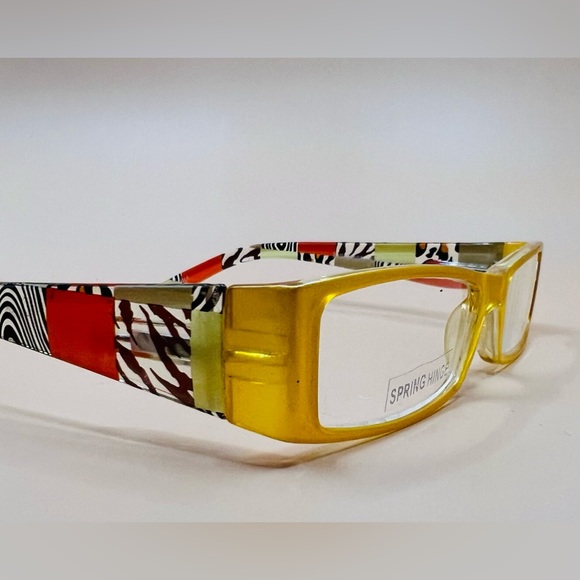 Gold Geometric narrow readers w/spring hinges, stylish arms & Aspheric L… - Picture 4 of 5